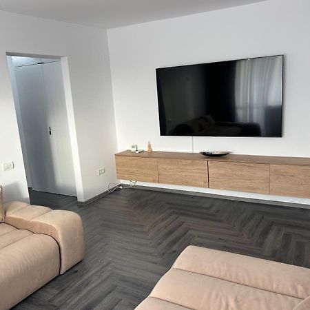 Elit Apartment Craiova Exterior foto